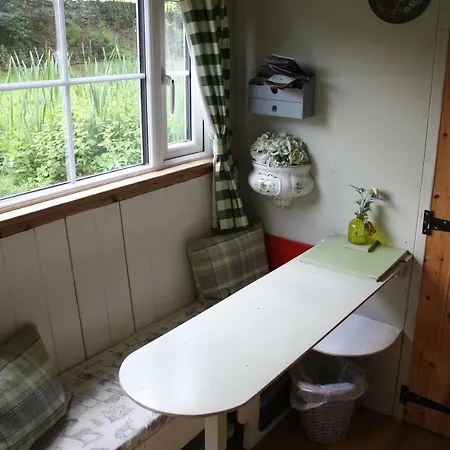 Дом отдыха The Squirrels Drey Shepherds Hut *